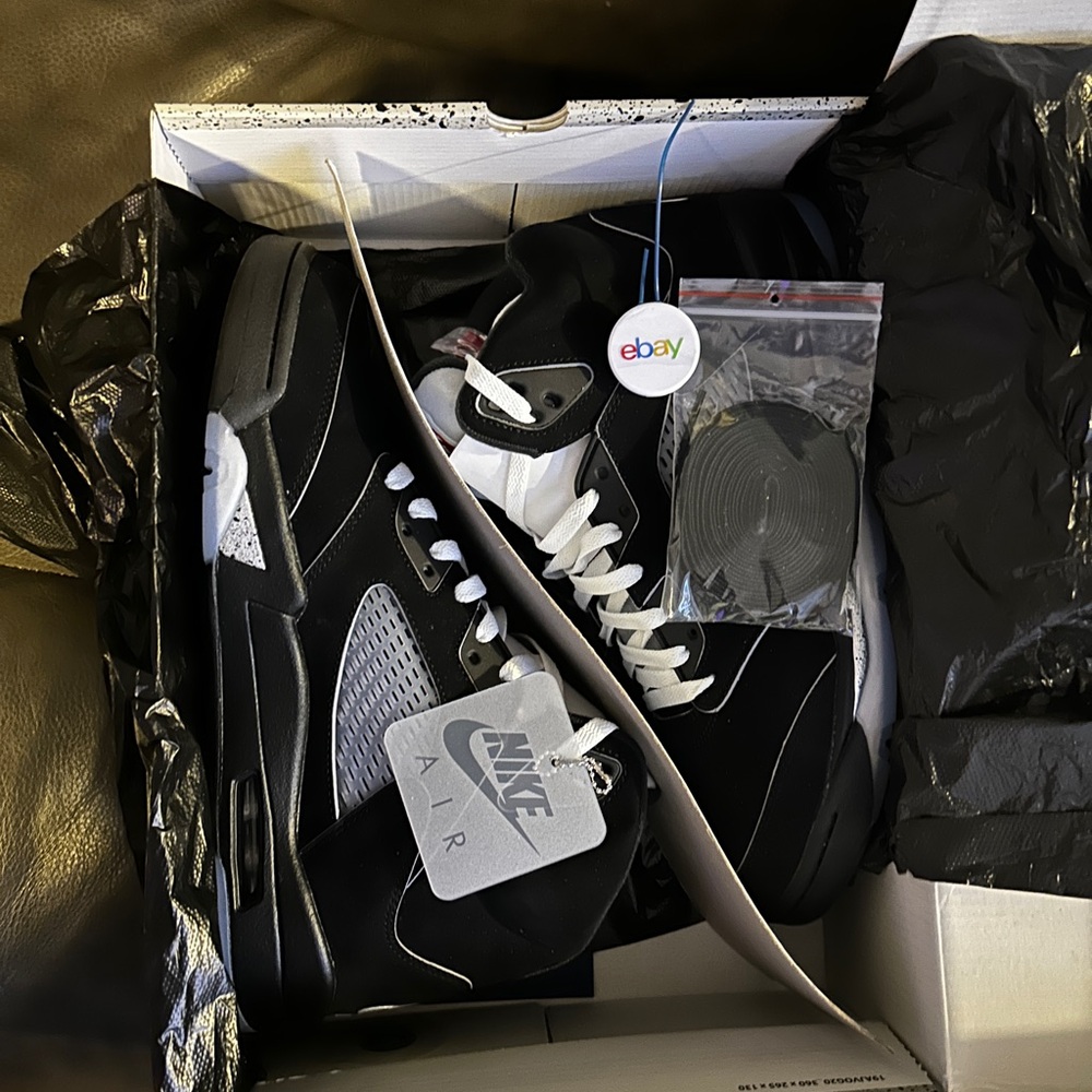 Nike Air Jordan 5 black metallic reimagined Men's size 11.5